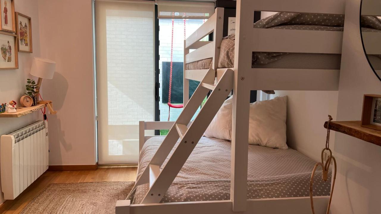 Atico De Diseno Con Terraza En El Centro De Olot Apartment Exterior foto